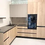 Capitol Deluxe Apartment *