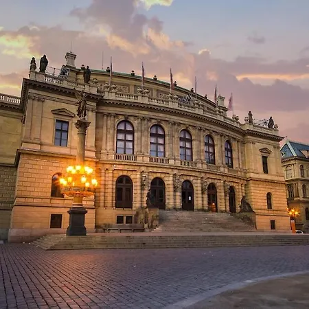 Capitol Deluxe Prag